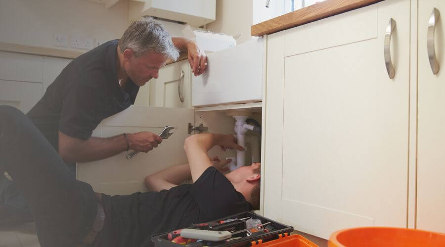 Professional burst pipe repair services in Ludlow, CA